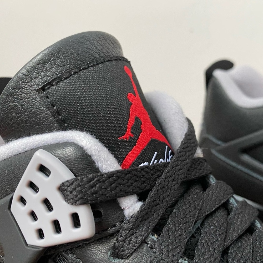 Air Jordan 4 Retro 'Bred Reimagined' 2024 -Men's Classic Sneakers Shoes - Picture 5 of 5